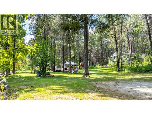 6996 95 Highway, Kingsgate, BC 