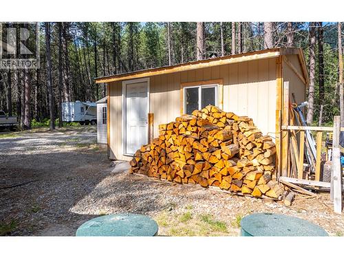 6996 95 Highway, Kingsgate, BC 