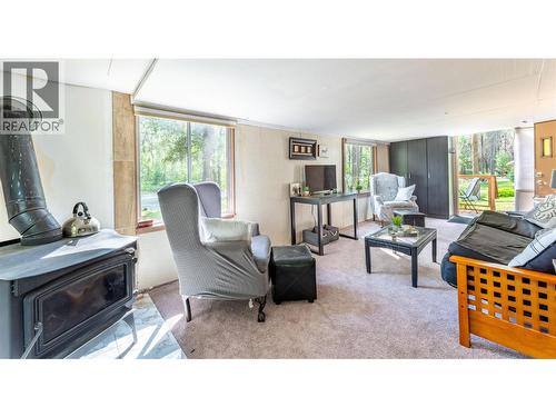 6996 95 Highway, Kingsgate, BC 