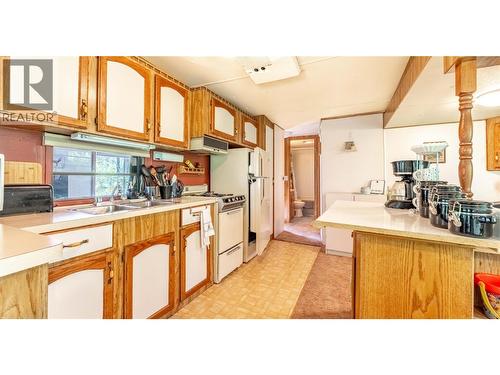 6996 95 Highway, Kingsgate, BC 