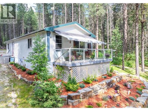 6996 95 Highway, Kingsgate, BC 