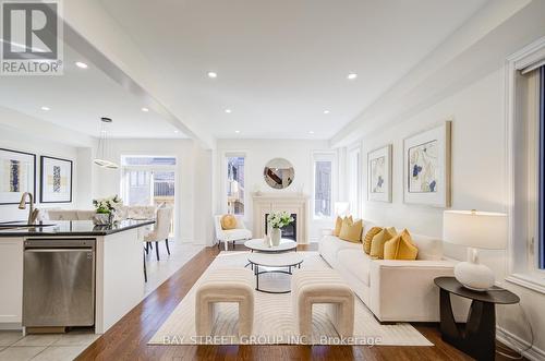 87 Mccague Avenue, Richmond Hill, ON - Indoor