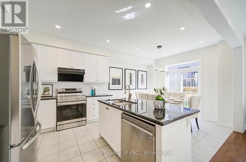 87 Mccague Avenue, Richmond Hill, ON - Indoor Photo Showing Kitchen With Stainless Steel Kitchen With Upgraded Kitchen