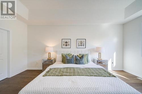 87 Mccague Avenue, Richmond Hill, ON - Indoor Photo Showing Bedroom