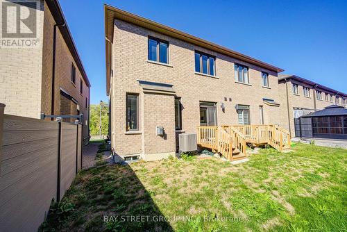 87 Mccague Avenue, Richmond Hill, ON - Outdoor With Exterior