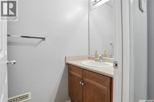 111 Dulmage Crescent, Saskatoon, SK - Indoor Photo Showing Bathroom