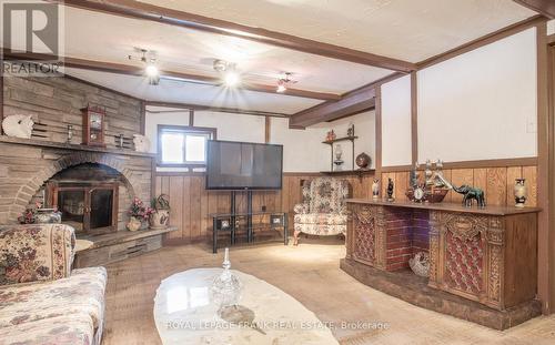 1273 Belair Crescent, Oshawa (Eastdale), ON - Indoor Photo Showing Other Room With Fireplace