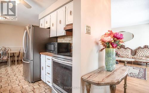 1273 Belair Crescent, Oshawa (Eastdale), ON - Indoor Photo Showing Kitchen
