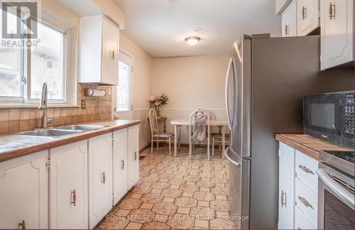 1273 Belair Crescent, Oshawa (Eastdale), ON - Indoor Photo Showing Kitchen With Double Sink