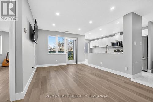 204 - 10 Dayspring Circle, Brampton, ON - Indoor