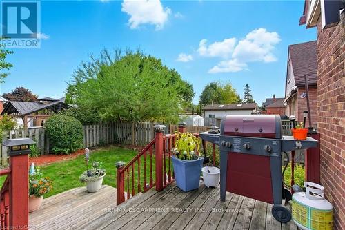 91 East 42Nd Street, Hamilton, ON - Outdoor With Exterior