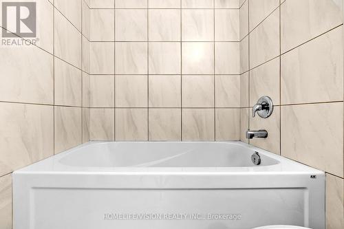 202 - 461 Green Road, Hamilton, ON - Indoor Photo Showing Bathroom