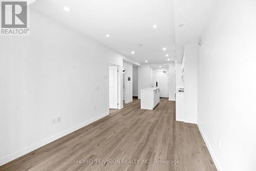 202 - 461 Green Road, Hamilton, ON - Indoor Photo Showing Other Room