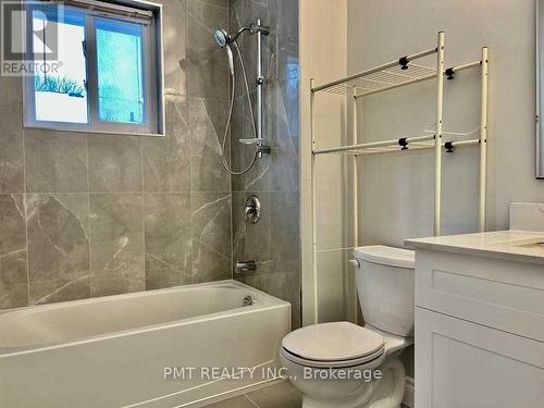 35 Drysdale Crescent, Toronto, ON - Indoor Photo Showing Bathroom