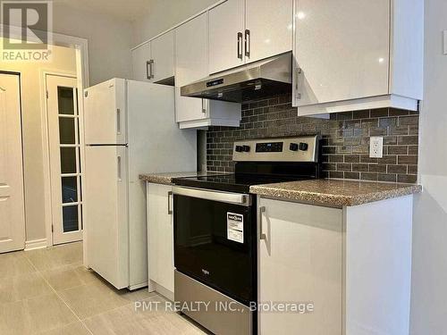 35 Drysdale Crescent, Toronto, ON - Indoor Photo Showing Kitchen