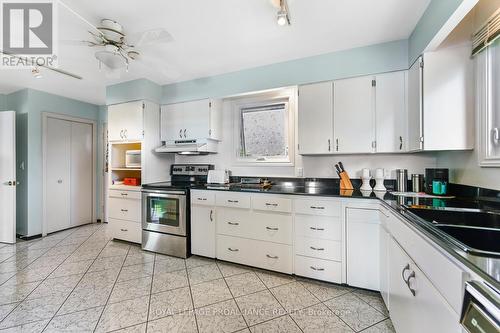 10 Cliffside Crescent, Brockville, ON - Indoor Photo Showing Kitchen