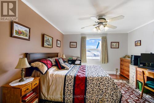 10 Cliffside Crescent, Brockville, ON - Indoor Photo Showing Bedroom