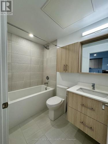 A334 - 9781 Markham Road, Markham, ON - Indoor Photo Showing Bathroom