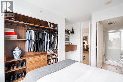 905 328 E 11Th Avenue, Vancouver, BC - Indoor Photo Showing Bedroom