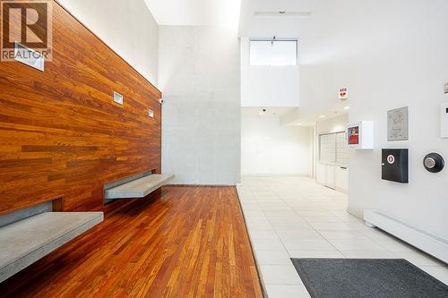 905 328 E 11Th Avenue, Vancouver, BC - Indoor Photo Showing Other Room