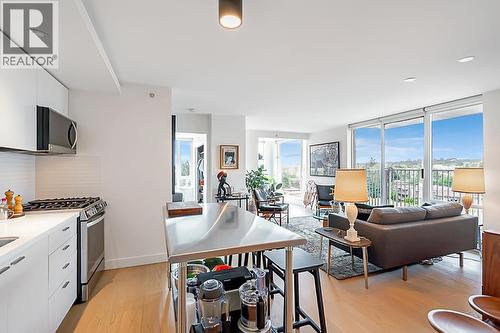 905 328 E 11Th Avenue, Vancouver, BC - Indoor