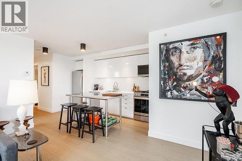 905 328 E 11Th Avenue, Vancouver, BC - Indoor