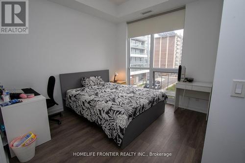 315 - 38 Forest Manor Road, Toronto, ON - Indoor Photo Showing Bedroom