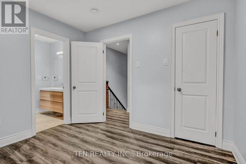 986 Robinson Street, Innisfil, ON - Indoor Photo Showing Other Room