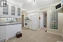 409 Argyle Street N, Regina, SK  - Indoor Photo Showing Kitchen 