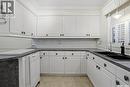 409 Argyle Street N, Regina, SK  - Indoor Photo Showing Kitchen With Double Sink 