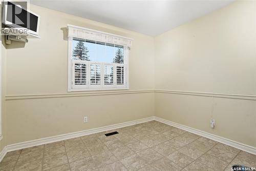 409 Argyle Street N, Regina, SK - Indoor Photo Showing Other Room