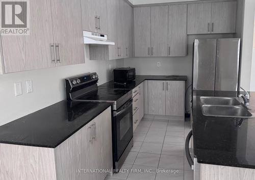 1222 Plymouth Drive, Oshawa, ON - Indoor Photo Showing Kitchen With Double Sink