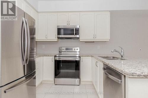 138 Flagg Avenue, Brant, ON - Indoor Photo Showing Kitchen With Double Sink With Upgraded Kitchen