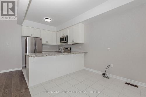 138 Flagg Avenue, Brant, ON - Indoor Photo Showing Kitchen