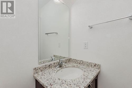 138 Flagg Avenue, Brant, ON - Indoor Photo Showing Bathroom