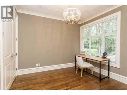 6417 Pitt Street, West Vancouver, BC - Indoor Photo Showing Other Room