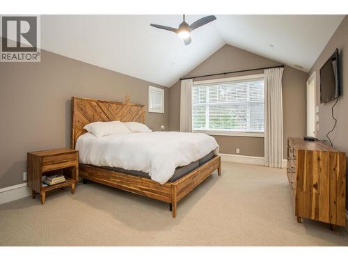 6417 Pitt Street, West Vancouver, BC - Indoor Photo Showing Bedroom