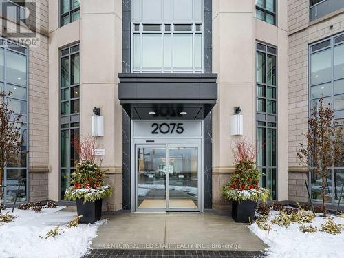 119 - 2075 King Road, King, ON - Outdoor