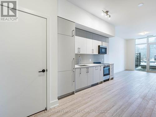 119 - 2075 King Road, King, ON - Indoor Photo Showing Kitchen