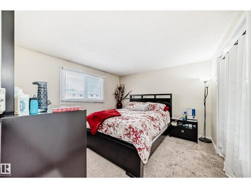 66 Ridgewood, St. Albert, AB - Indoor Photo Showing Bedroom