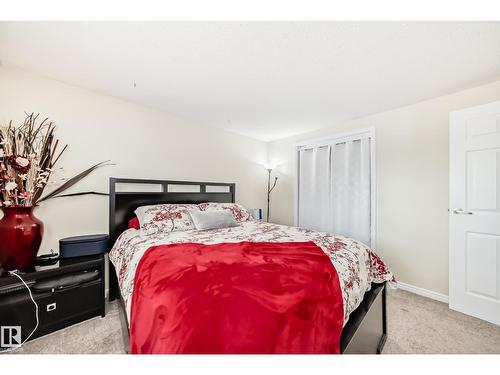 66 Ridgewood, St. Albert, AB - Indoor Photo Showing Bedroom