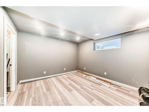 2805 25 St Nw, Edmonton, AB - Indoor Photo Showing Other Room