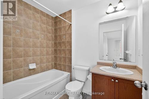 1384 Rennie Street, Oshawa, ON - Indoor Photo Showing Bathroom