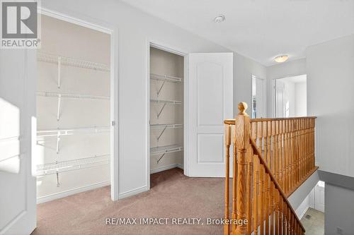 1384 Rennie Street, Oshawa, ON - Indoor Photo Showing Other Room