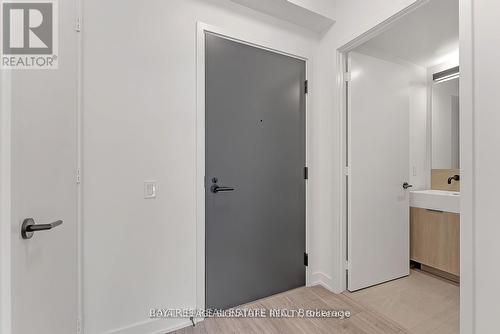 810 - 108 Peter Street, Toronto, ON - Indoor Photo Showing Other Room