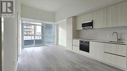 405 - 120 BROADWAY AVENUE  Toronto, ON M4P 0E9