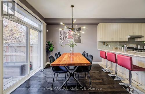 1223 Owls Head Road, Mississauga, ON - Indoor Photo Showing Dining Room