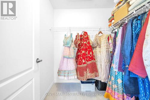 1223 Owls Head Road, Mississauga, ON - Indoor With Storage