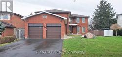 1703 CHALKDENE GROVE E  Mississauga, ON L4W 2C2