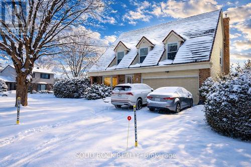 1 BENNETT STREET  Ottawa, ON K1V 9L1